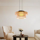 Szklane lampy wiszące w stylu Bauhaus