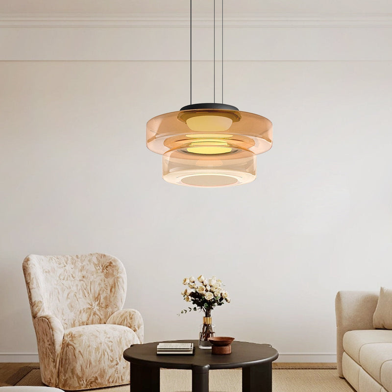 Szklane lampy wiszące w stylu Bauhaus