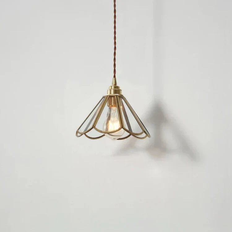 Lampa wisząca ze szkła mosiężnego
