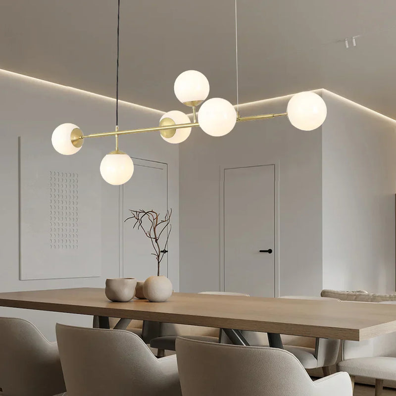 Lampa wisząca ze szklaną kulą Anzo