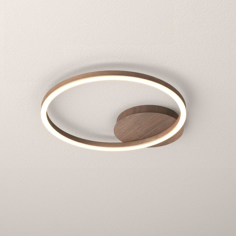 Elegancka lampa sufitowa z pierścieniem