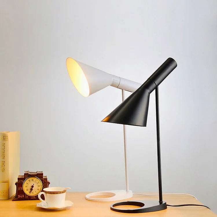 Nowoczesna minimalistyczna lampa LED